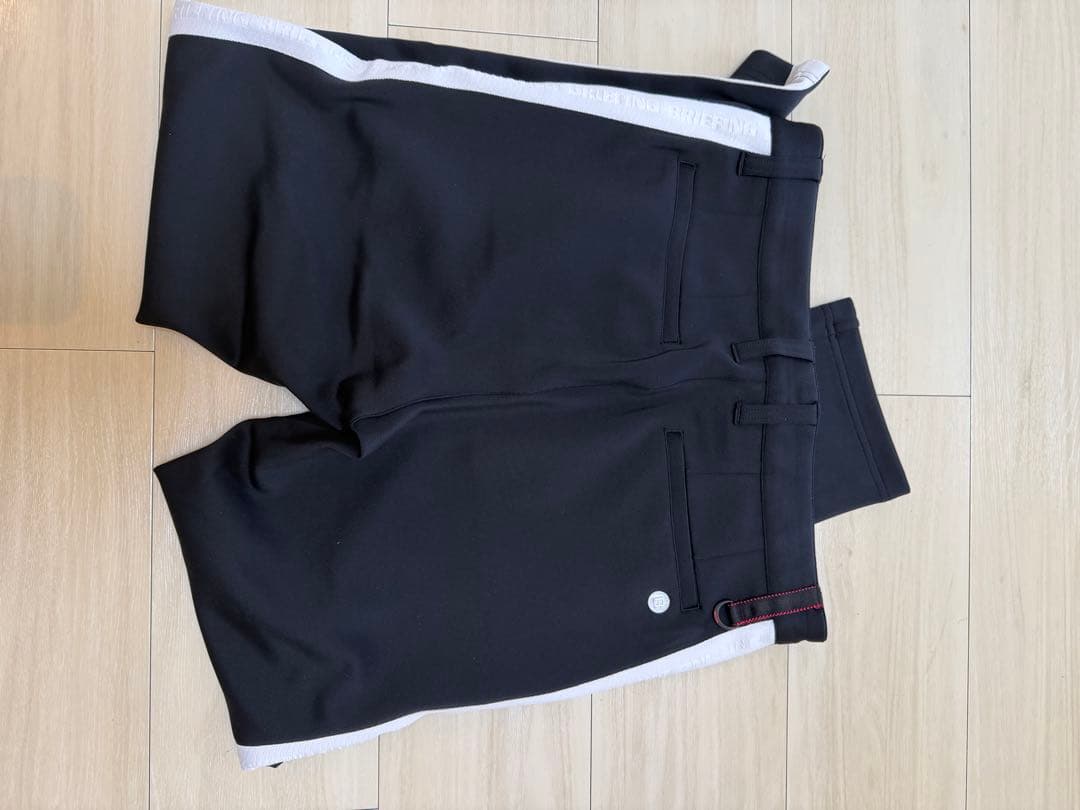 BRIEFINGブラックパンツ サイドライン付き Sサイズ