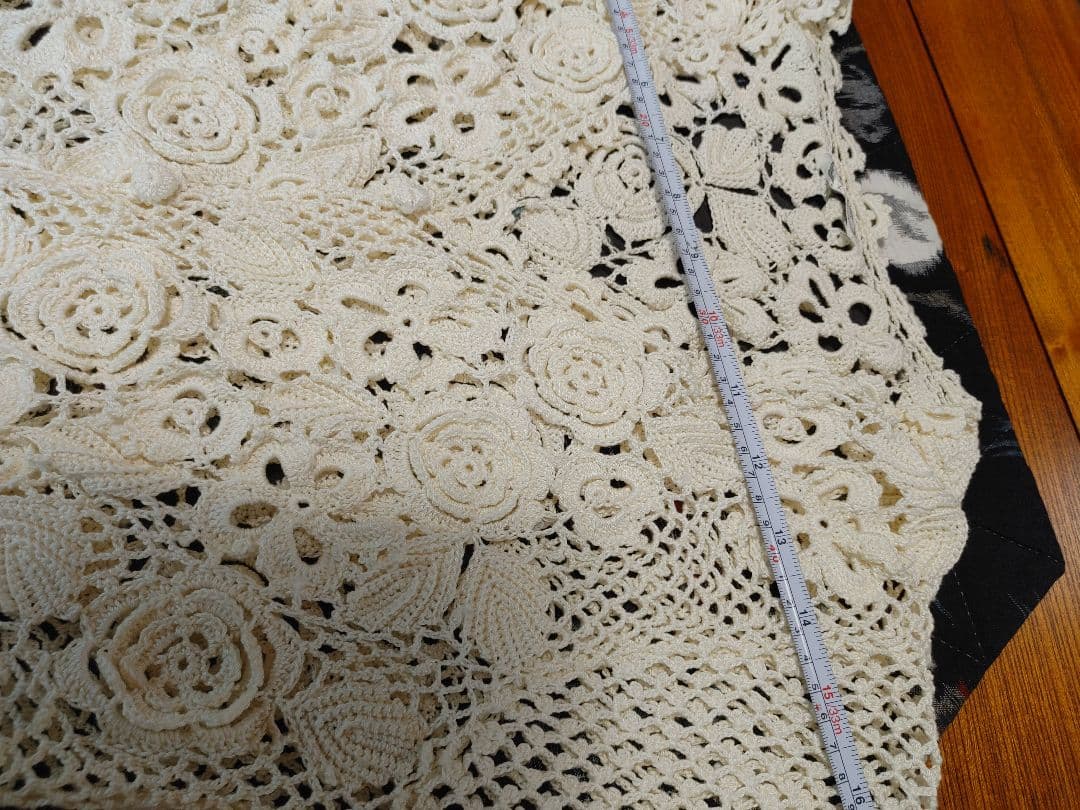 サエラレースカーディガン