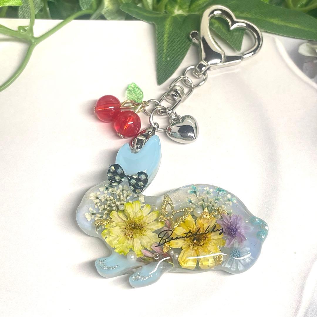 Mー519 オルゴナイト ❣️ ちょい悪うさぎ ❣️ 置物　レジン