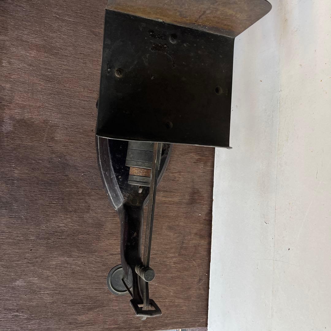 アンティーク古い分銅秤