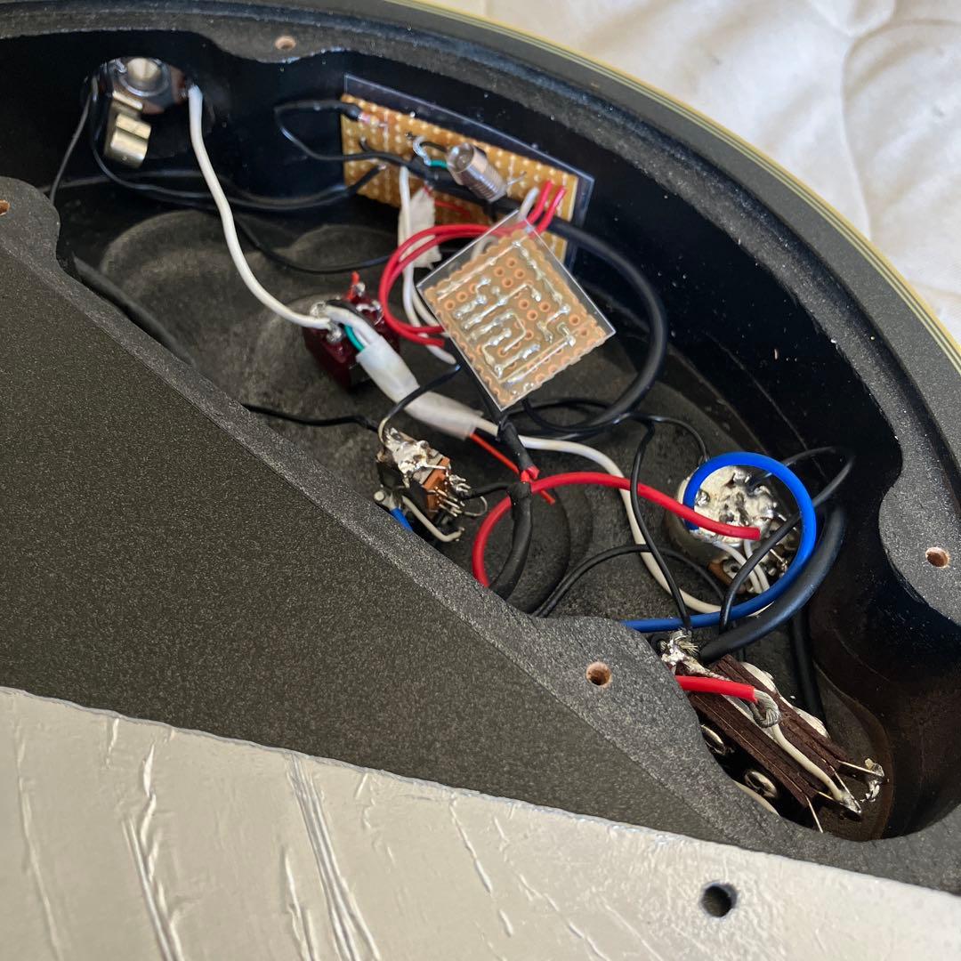 フェルナンデス　レスポールタイプ　エフェクター搭載