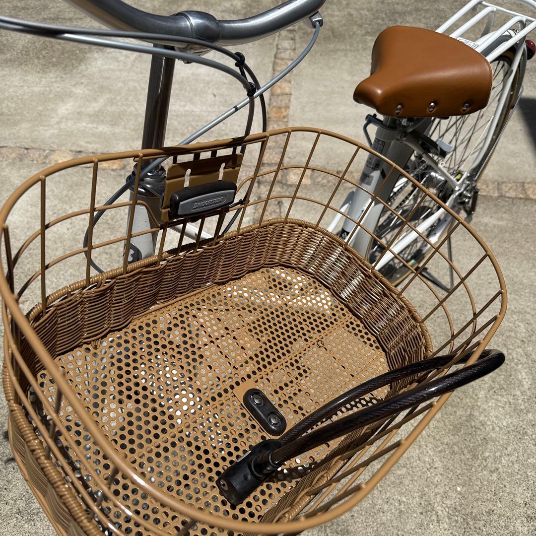 ブリヂストン　自転車　カジュナ　ピュアホワイト