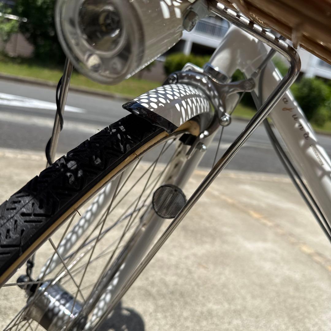 ブリヂストン　自転車　カジュナ　ピュアホワイト