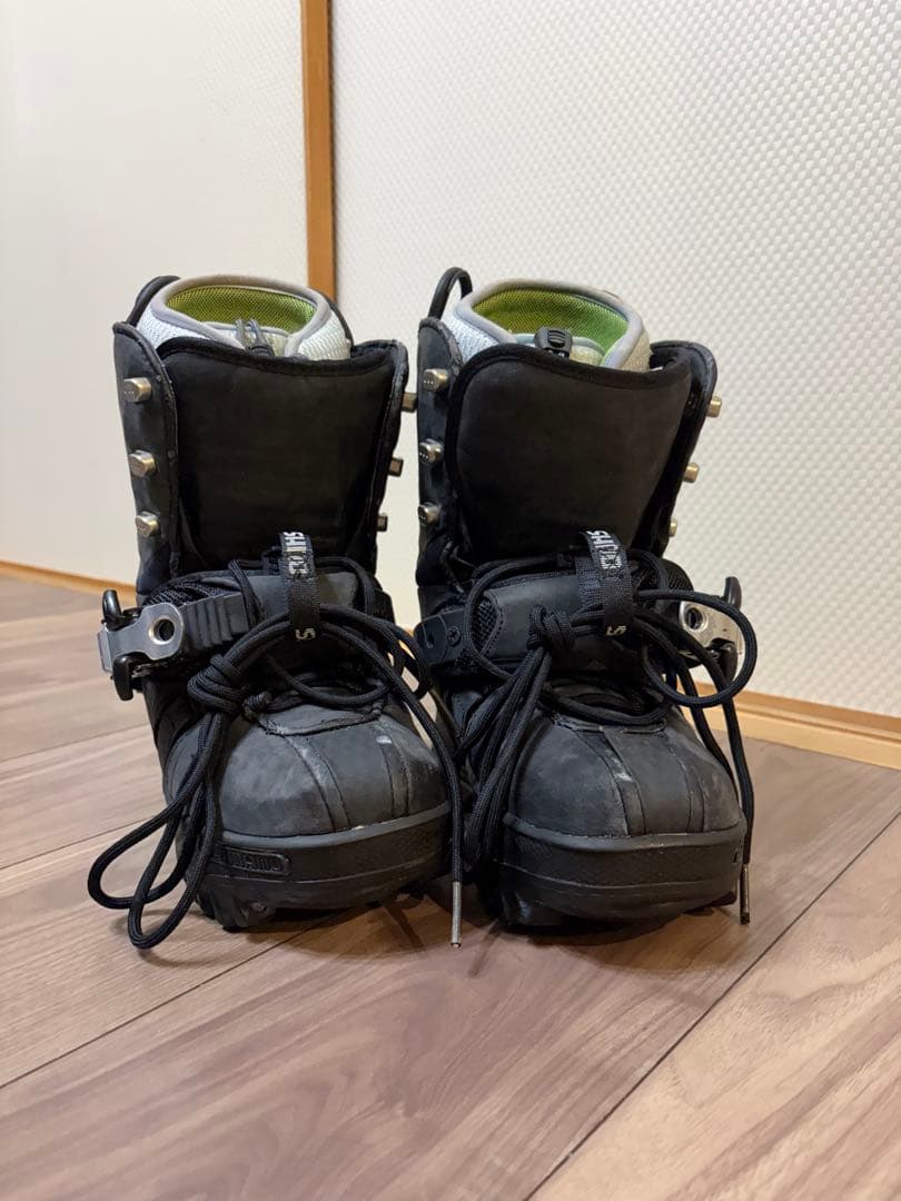 女性用スノーボードブーツ ブラック