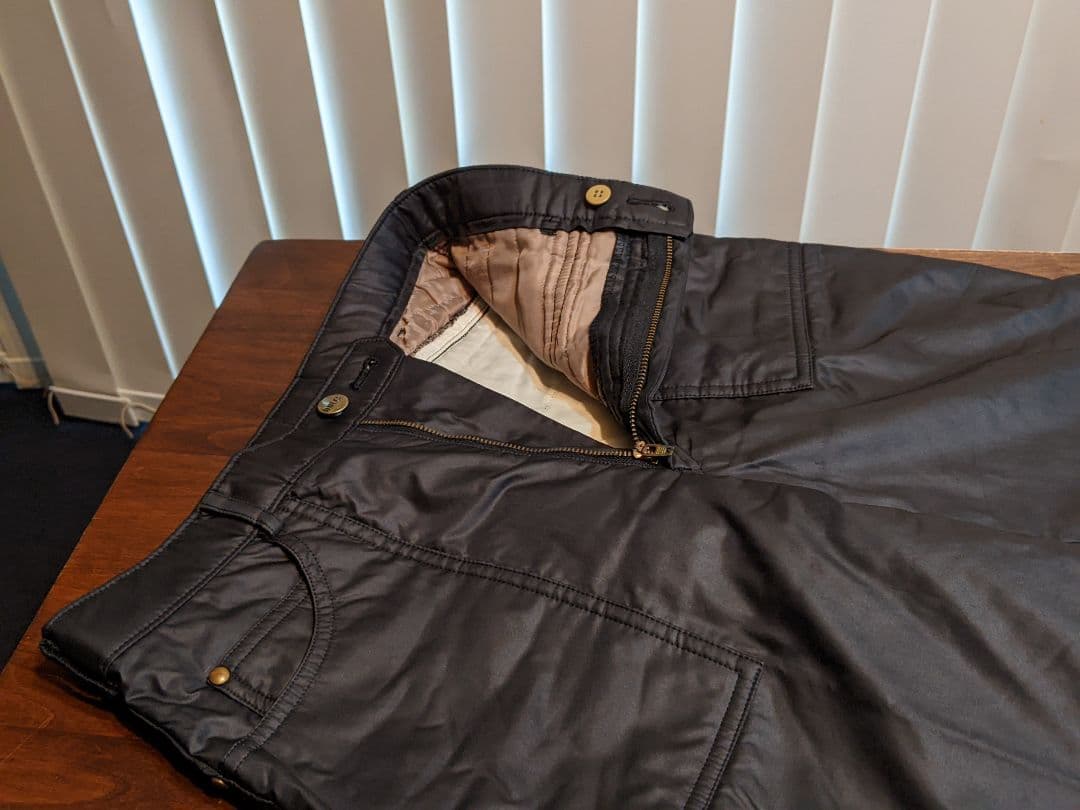 DOLCE　中綿　ダウン　系　ロングパンツ　ナイロン　保温　防寒　黒　　スポーツ