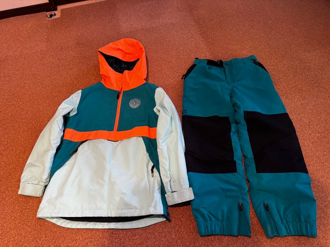 AIRBLASTERエアブラスター　キッズユース　Lサイズ　スノーウェア