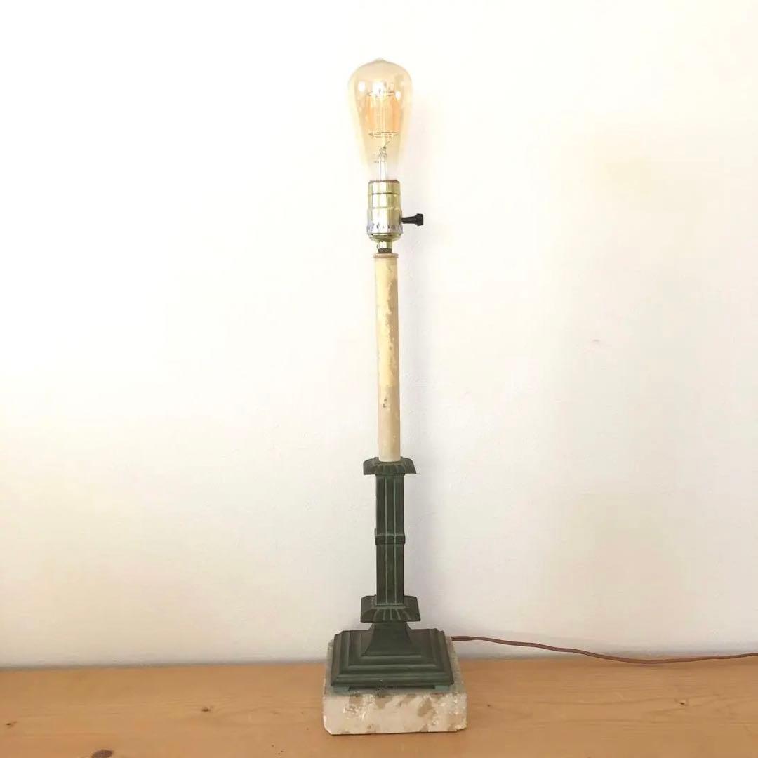 電球付　銅製のスタンドライト　アメリカ製　アンティーク　ブロカント