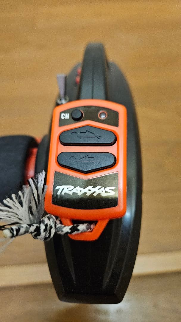 トラクサス trx4 ディフェンダー 1/10