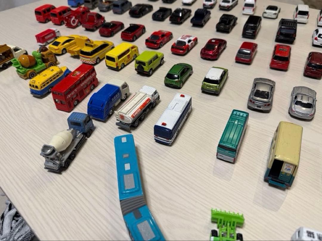 トミカ ミニカー 大量 まとめ売り セット 77台