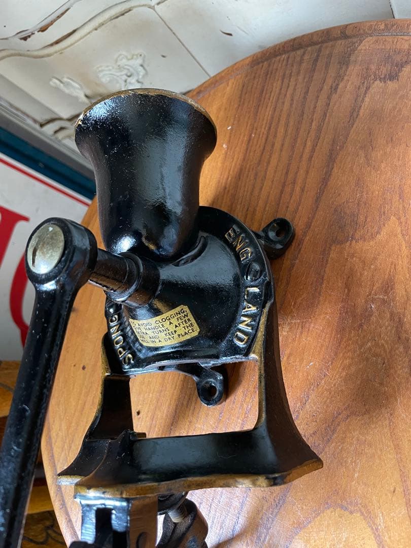 もも様専門イギリスアンティーク 壁掛け　コーヒー　ミル　グラインダー SPONG