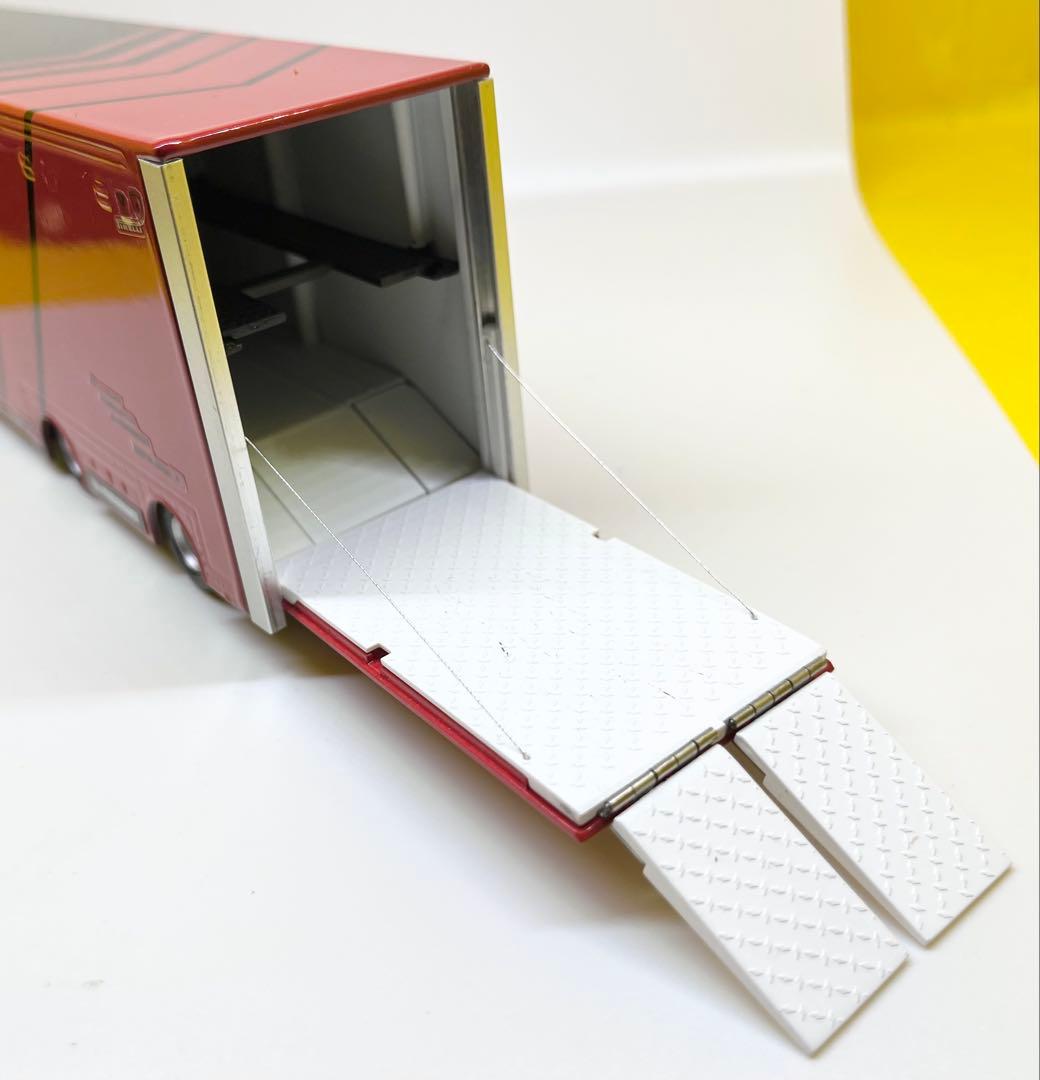 MINIGT 1/64 メルセデス アクターズ レーシングトランスポーター