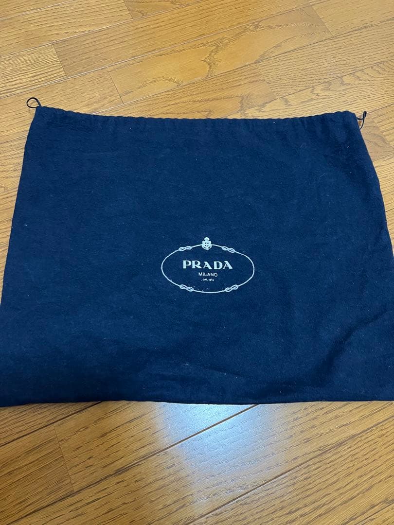 PRADA ブラックナイロンハンドバッグ 保存袋付き