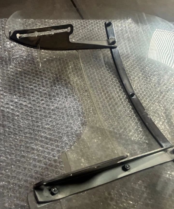 ハーレー　FLSTC エボソフテイルシールドスクリーン