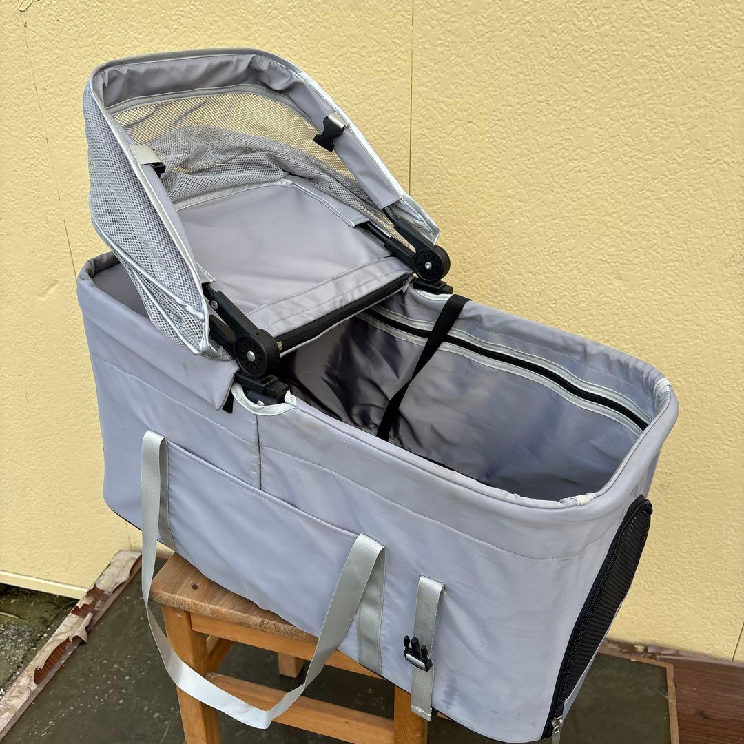 Totoro ball 小型犬猫用折りたたみ 対面式 軽量 4輪ペットバギー