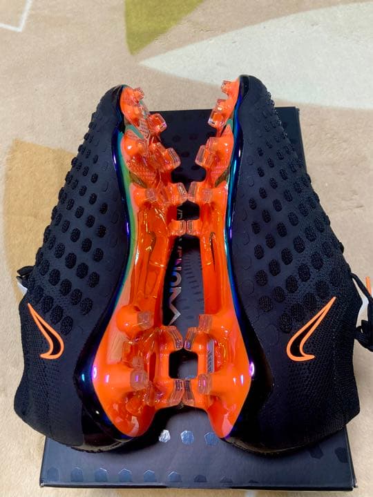 新品 ナイキ ファントム ウルトラ ヴェノム FG 28cm 即日発送！