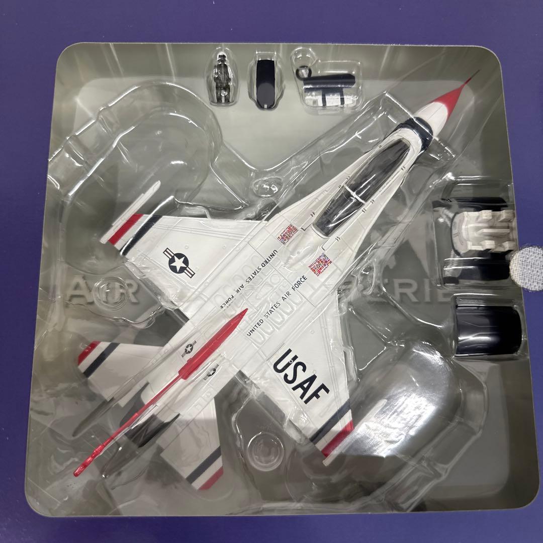 ★未展示美品★ホビーマスター F-16D サンダーバーズ 1/72 HA3805