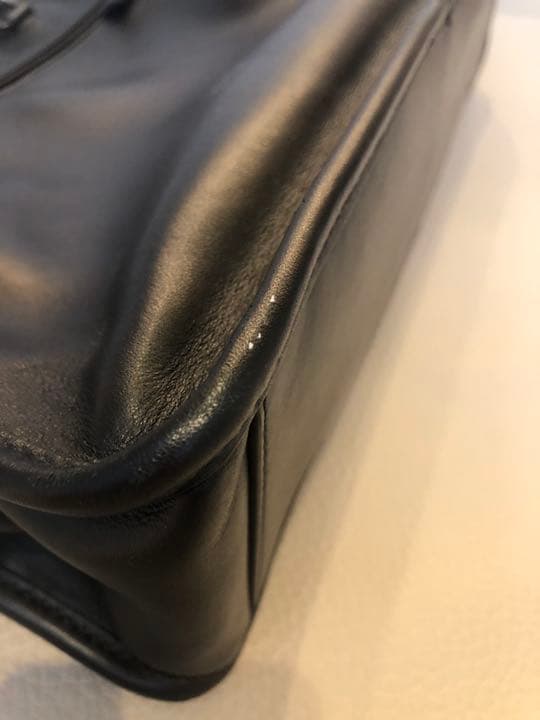 プラダ　ビジネスバッグ