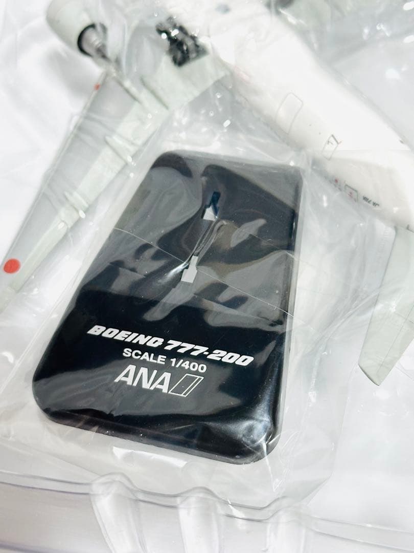 全日空商事 1/400 B777-200 スターアライアンス NH40002