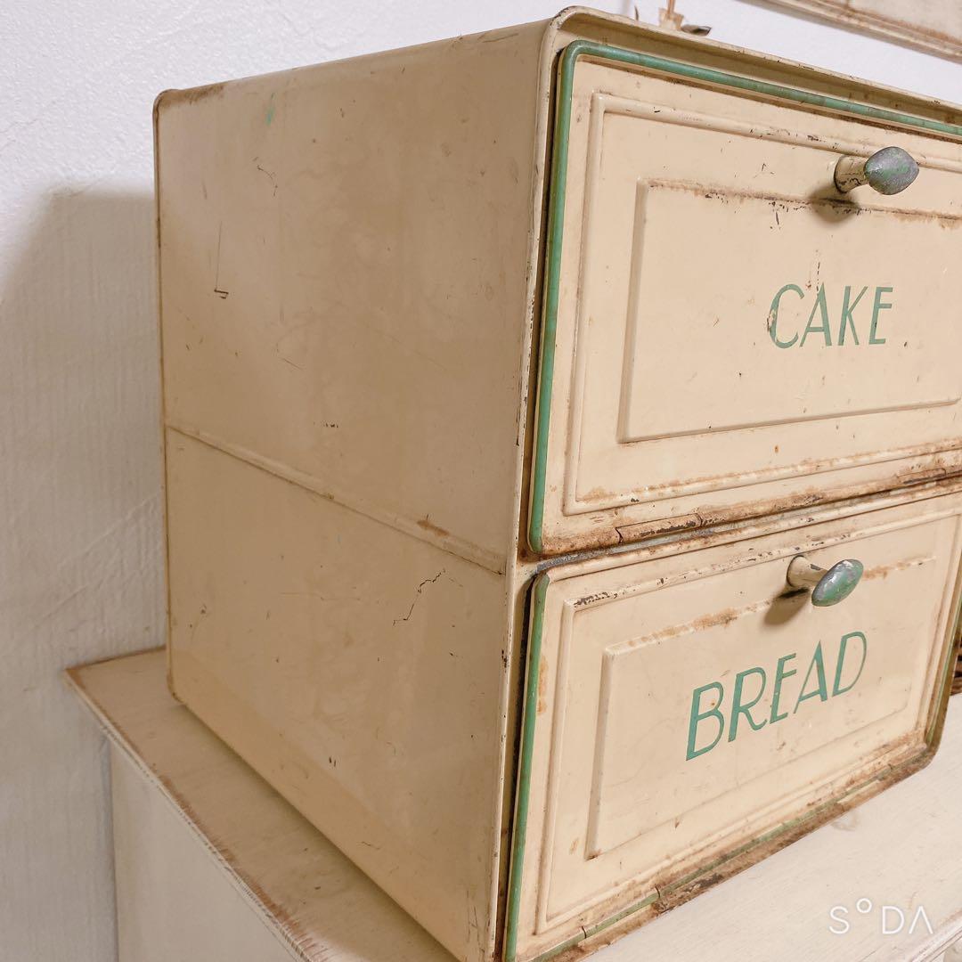 イギリスアンティーク ブレッド缶 ケーキ缶 2段 英字ロゴ入り アンティーク