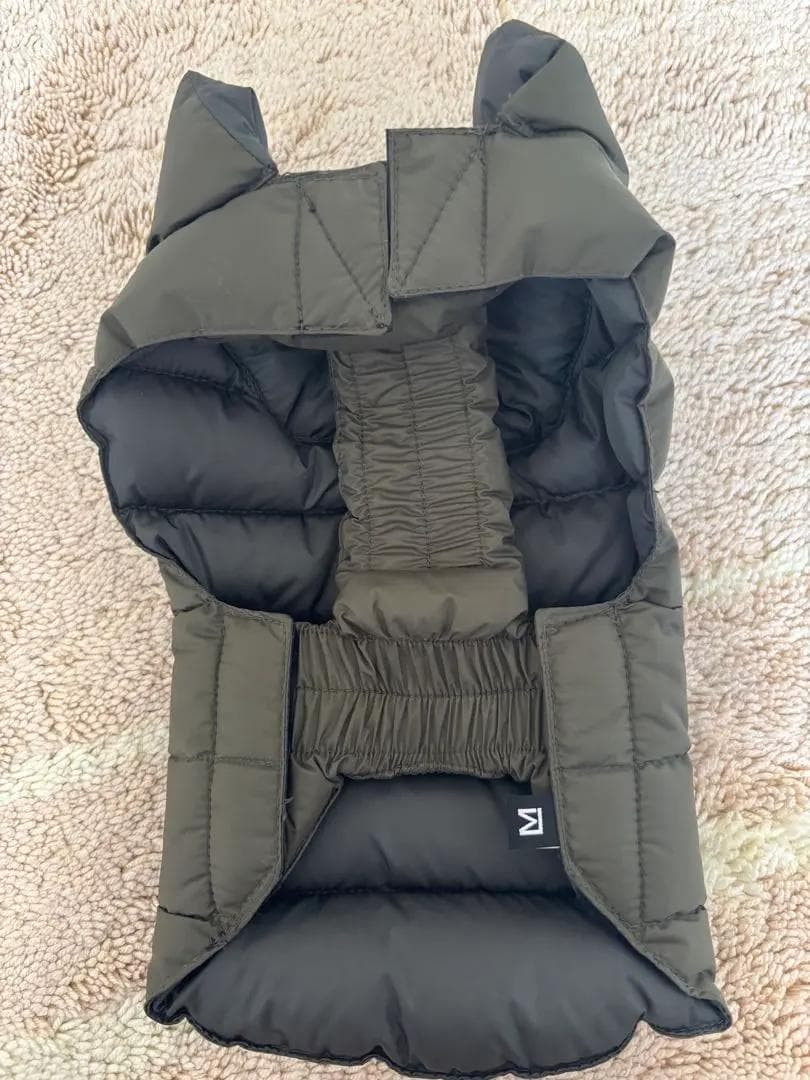 【美品】NANGA ダウンジャケット 犬服 カーキ XS