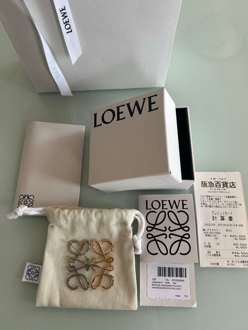 【ほぼ未使用希少】LOEWE ロエベ アナグラムブローチ マルチカラー4色