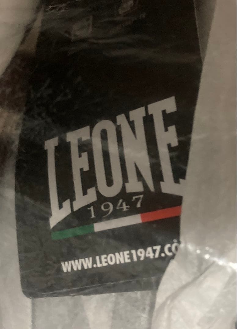 〈新品〉BELLATOR MMA 白グローブ 団体からの選手支給品