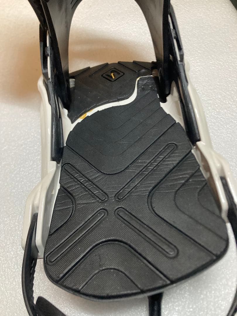 SALOMON DISTRICT スノーボード ビンディング ホワイト　S