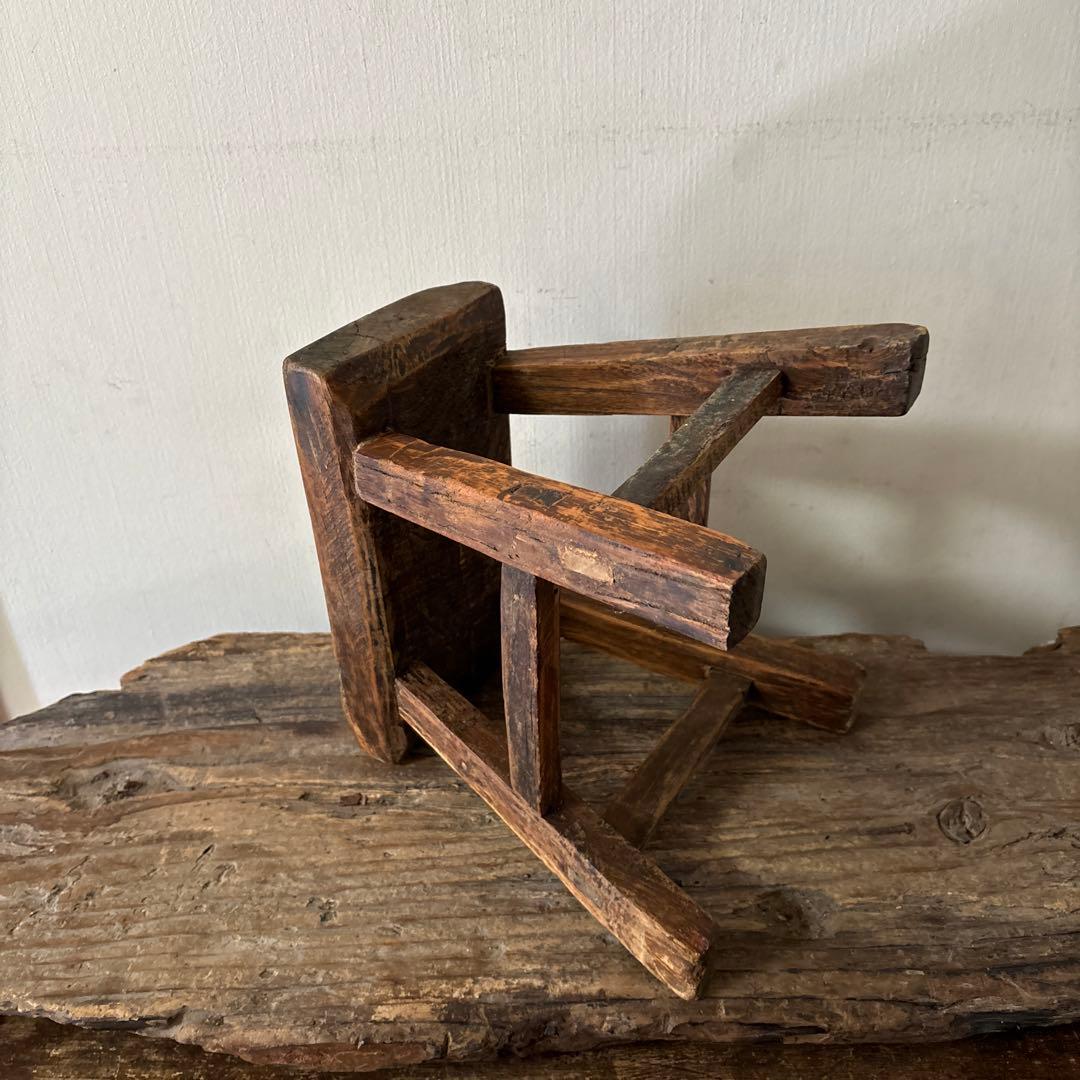 朝鮮　李朝　中国　その2 木製小さな踏み台　肘掛　花台　スツール　古民具　骨董