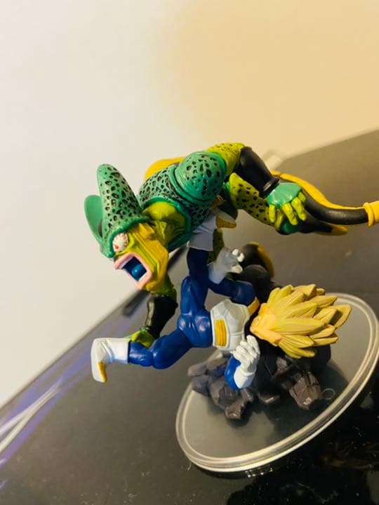 ドラゴンボールフィギュア　ベジータ　セル