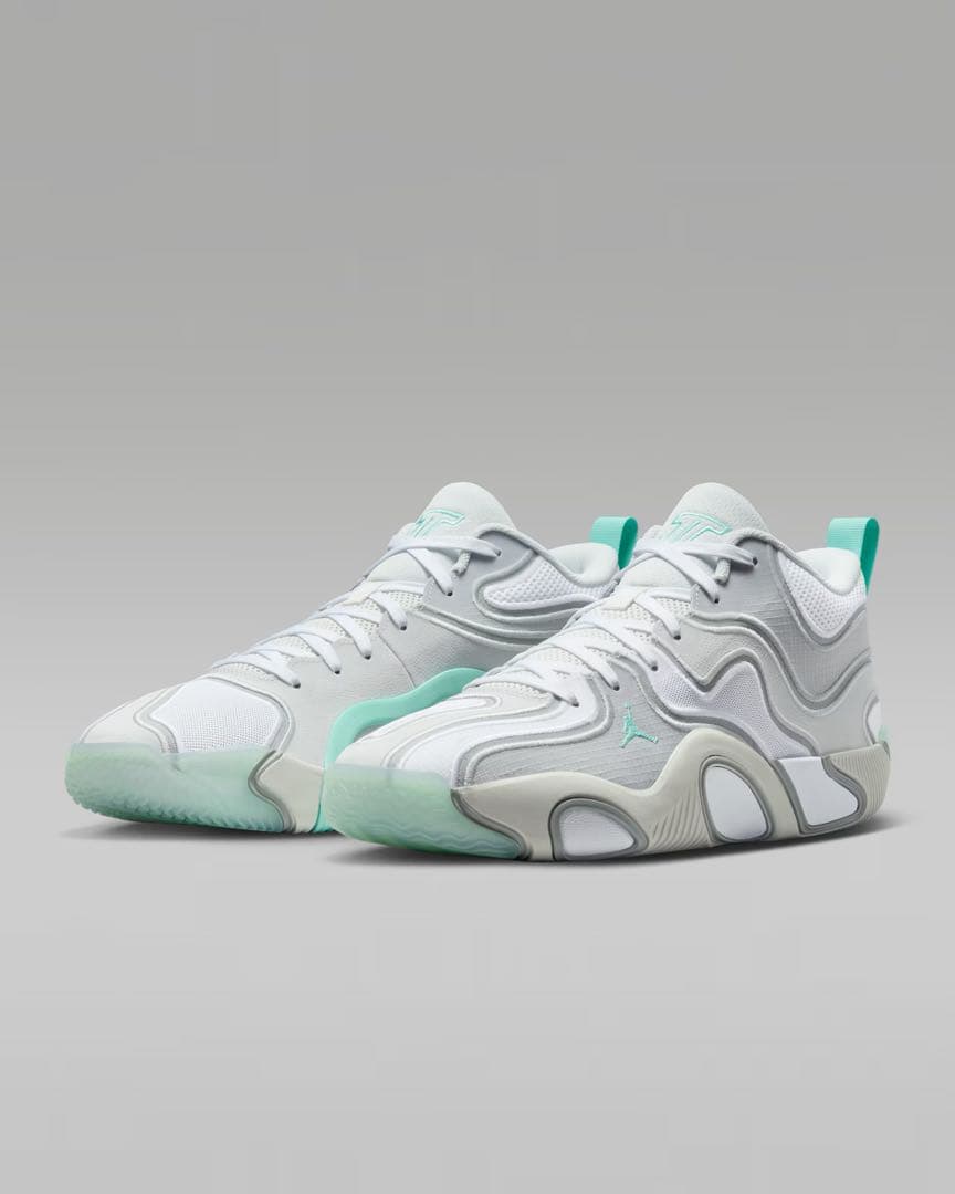 NIKE テイタム3 FP 新品　バッシュ