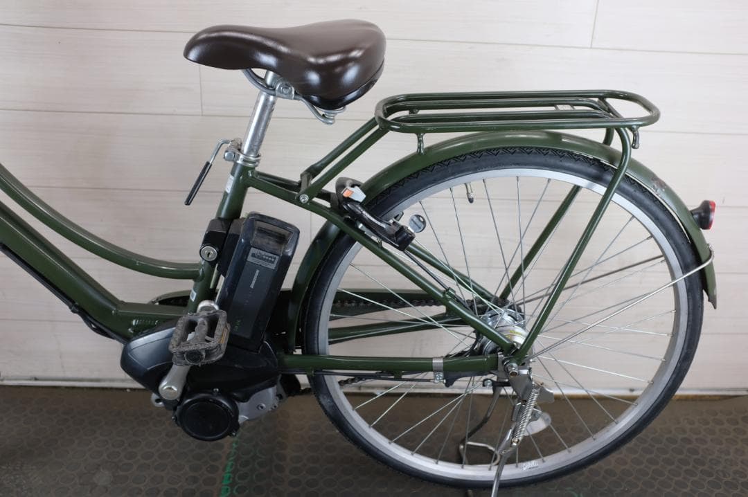 ブリヂストン製　Prima　26インチ3段　8.7Ah（4点灯）充電器あり