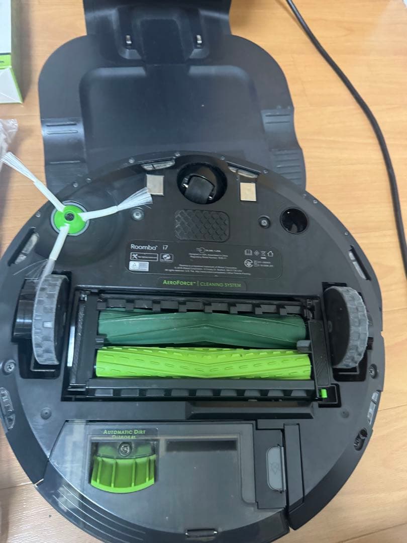 iRobot アイロボット　ルンバ Roomba ロボット掃除機　i7+
