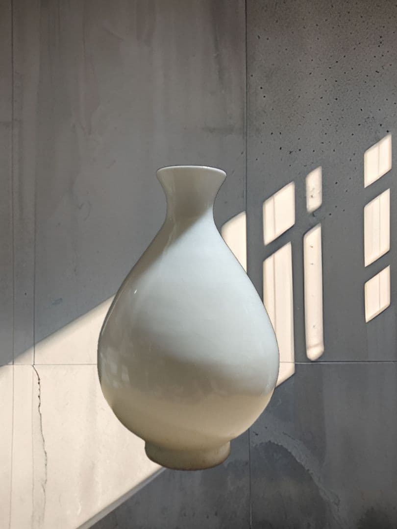 ト*ん様 李朝白磁　徳利　花瓶　時代物　分院　朝鮮美術