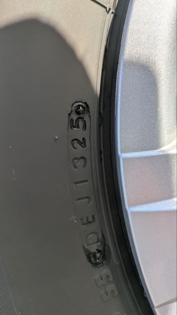 ハイエース200 系８型　4WD 新車外し　1500km