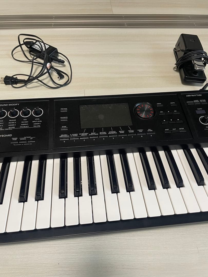 【値下げ可能】Roland FA-06 シンセサイザー 61鍵