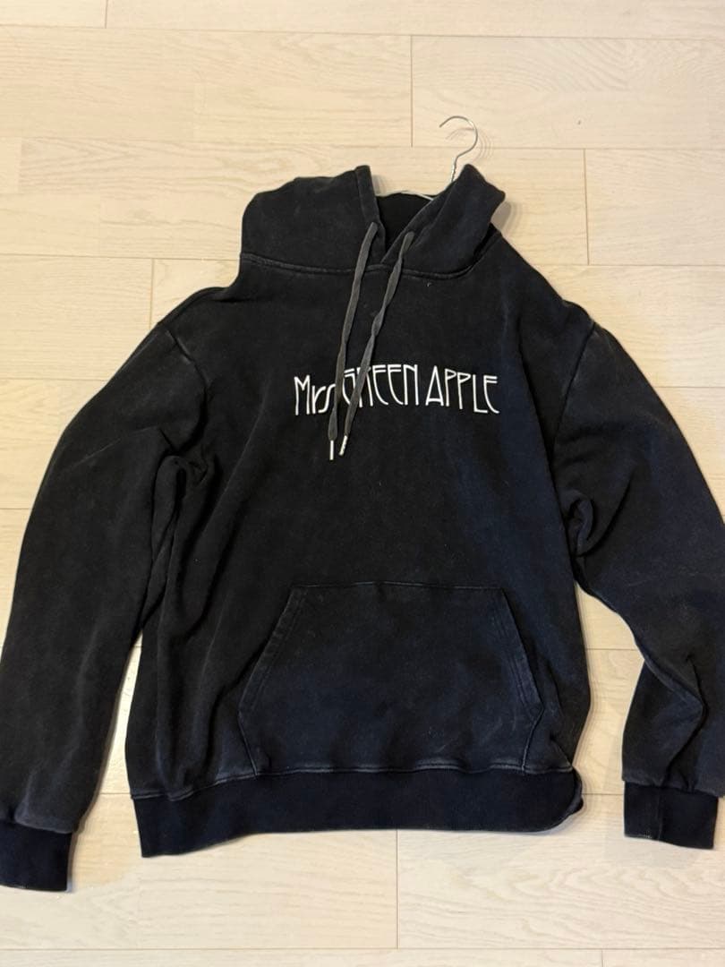 Mrs. GREEN APPLE バベルの塔 フード付きスウェット
