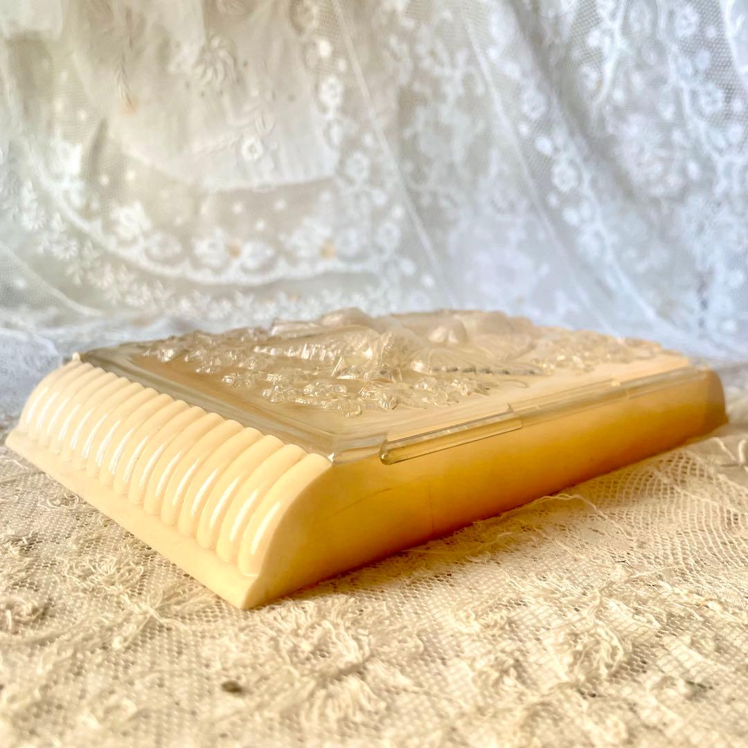 小鳥レリーフのメルスリーボックス　裁縫箱　フランスアンティークヴィンテージ