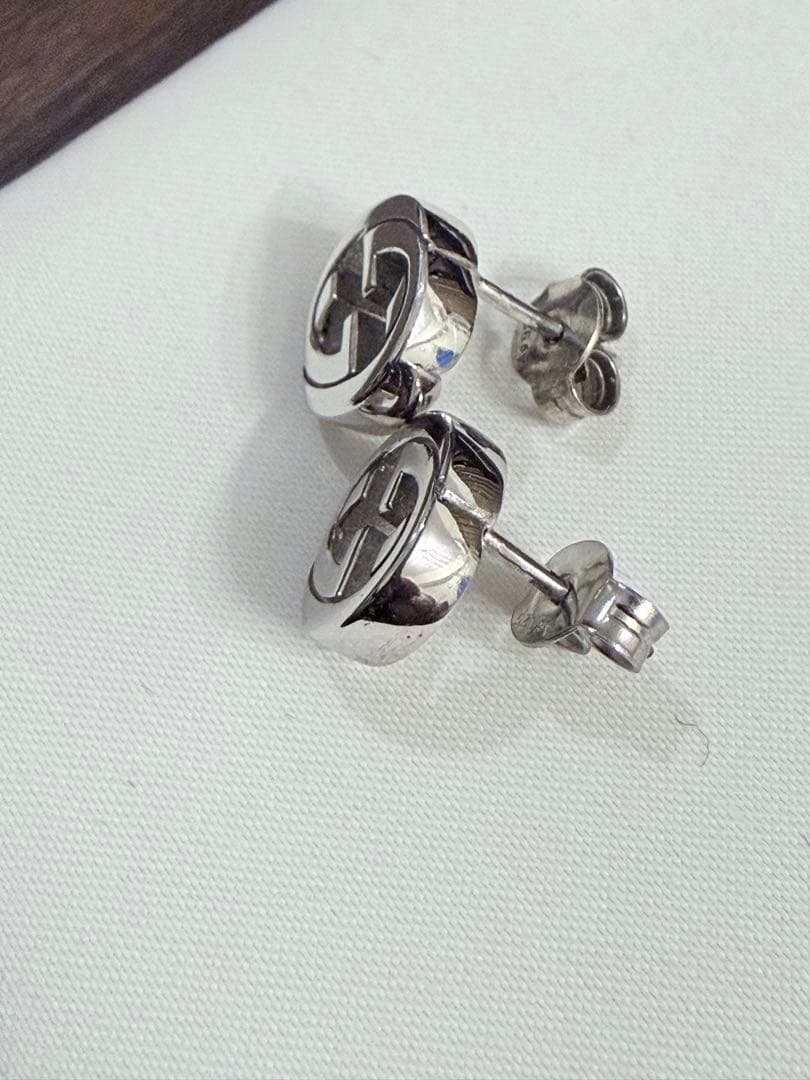 GUCCI インターロッキングGピアス