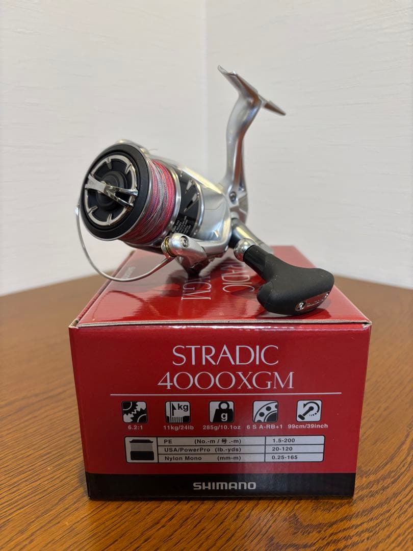 SHIMANO STRADIC 4000XGM スピニングリール