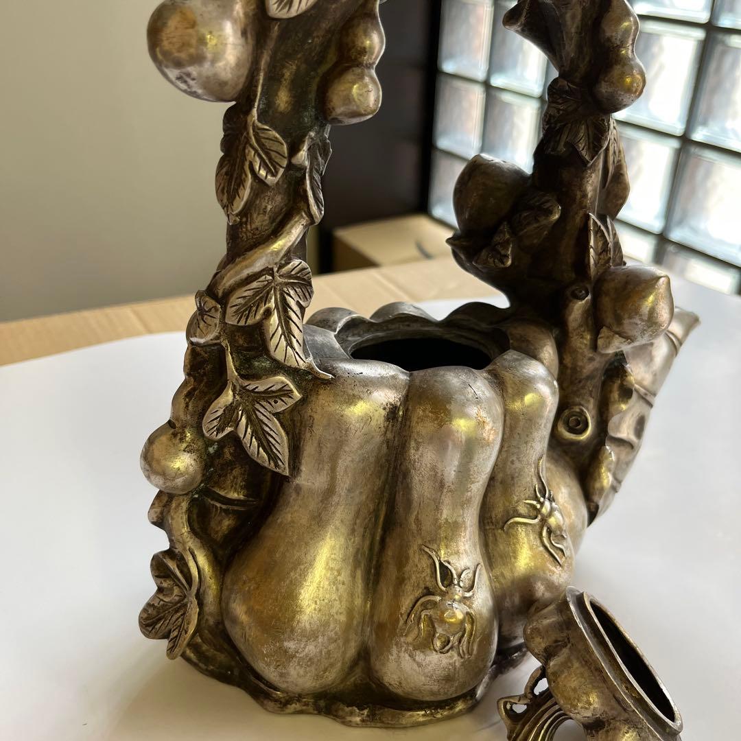 かぼちゃ型金属瓶 装飾付き