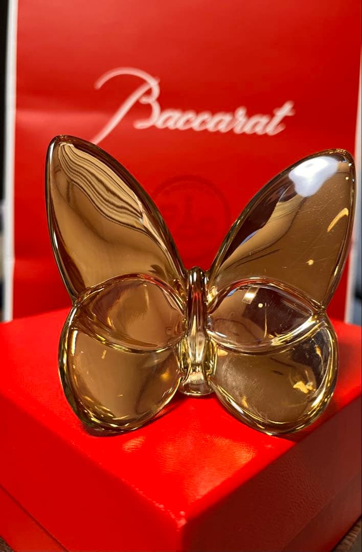 バカラ　バタフライ　置き物
