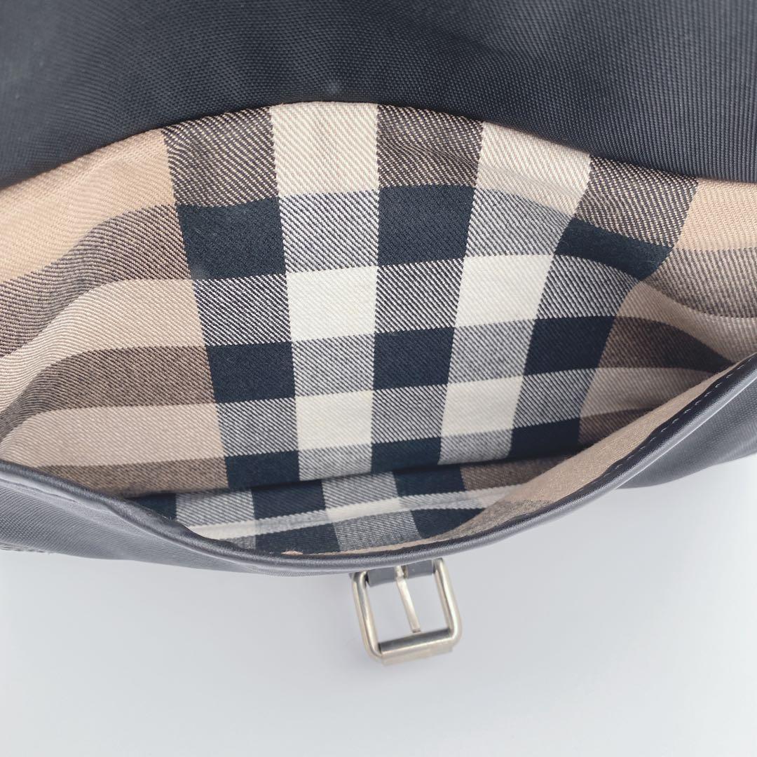 希少 バーバリーロンドン ショルダーバッグ ロゴ刻印 ノバチェック 黒 男女兼用