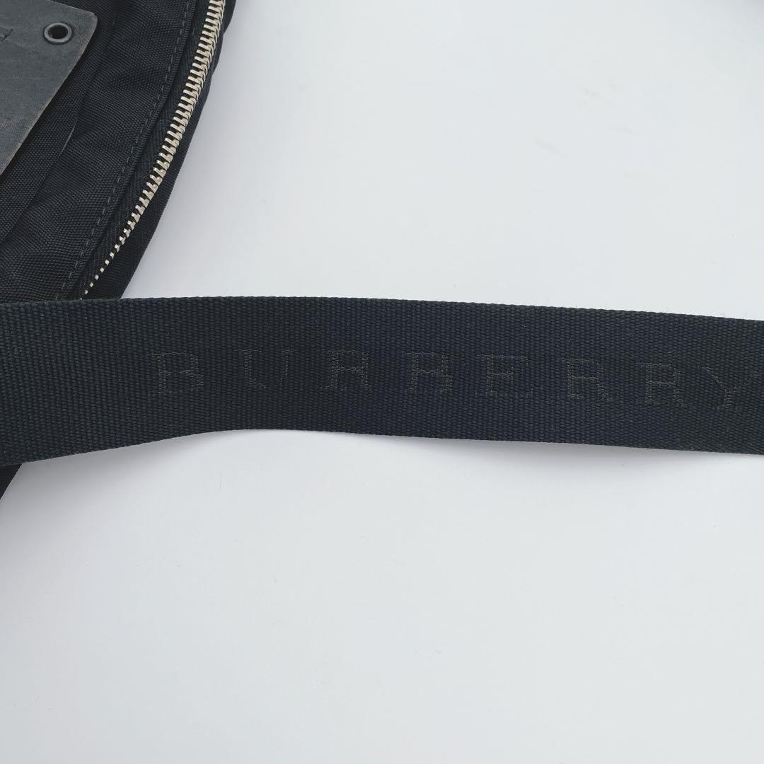 希少 バーバリーロンドン ショルダーバッグ ロゴ刻印 ノバチェック 黒 男女兼用