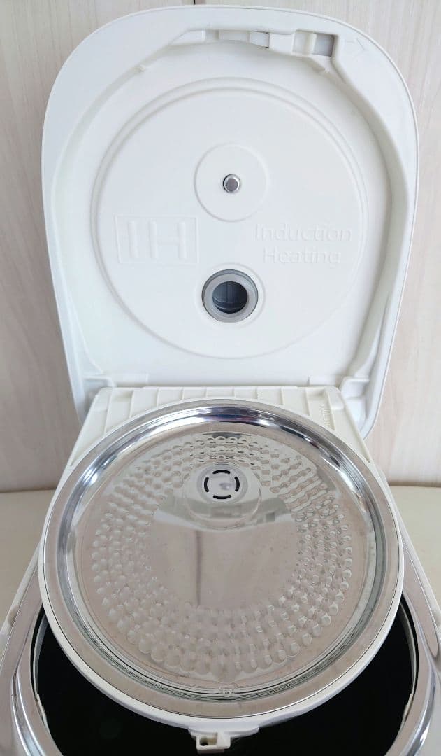 パナソニック IHジャー炊飯器　5.5合炊き SR-HB109 ダイヤモンド銅釜