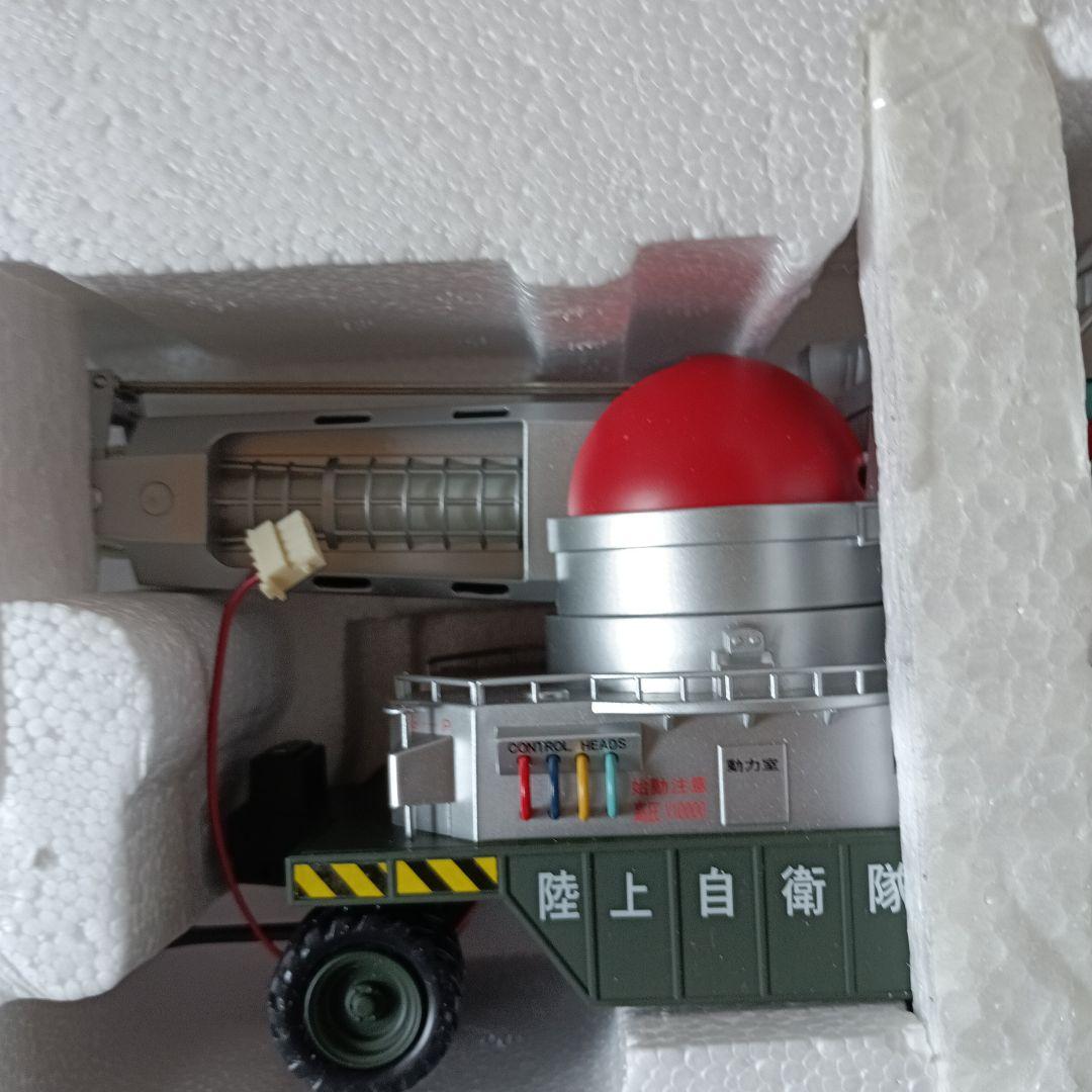 陸上自衛隊70式メーサー殺獣光線車