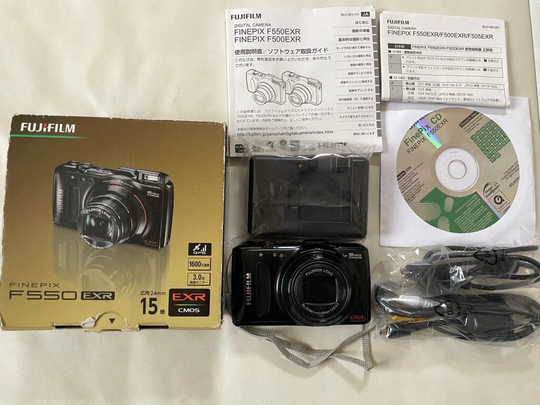 FINEPIX F550 EXR コンパクトデジタルカメラ