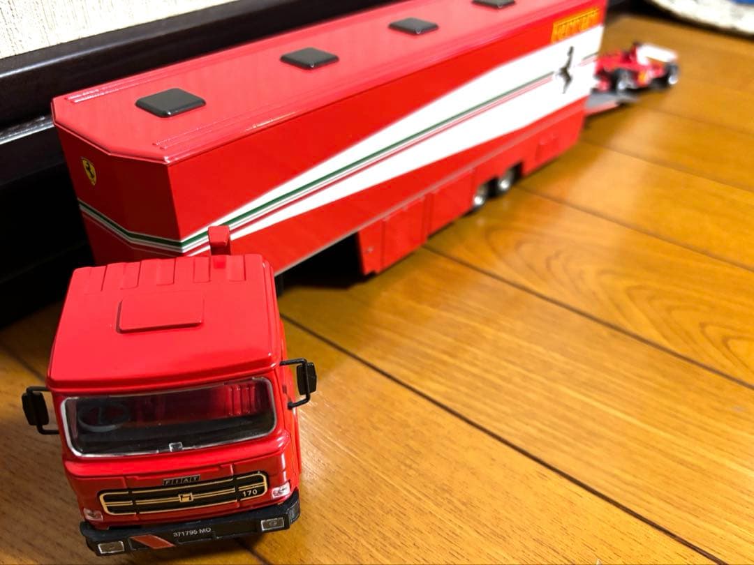 ミニカー FIAT 170 TRANSPORTO