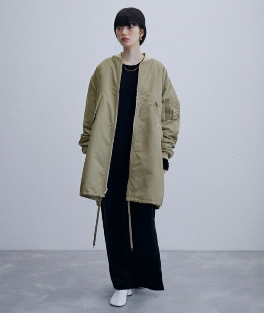 アダムエロペ　MA-1ボアリバーシブルコート