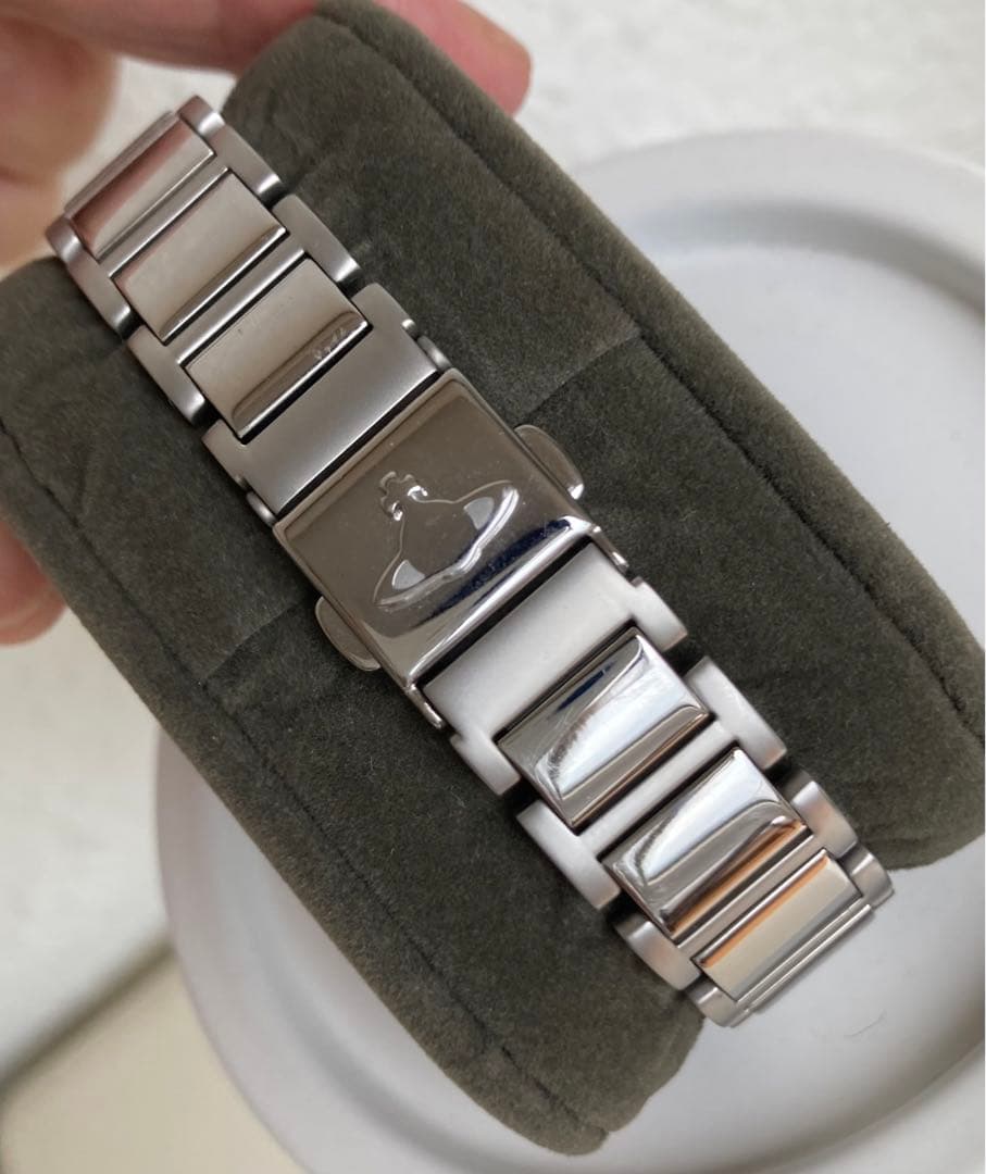 【ほぼ未使用】Vivienne Westwood ladies watch