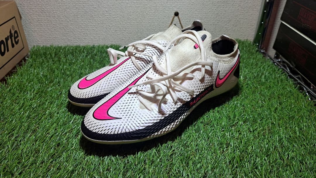 ナイキ　ファントムGT エリート　FG